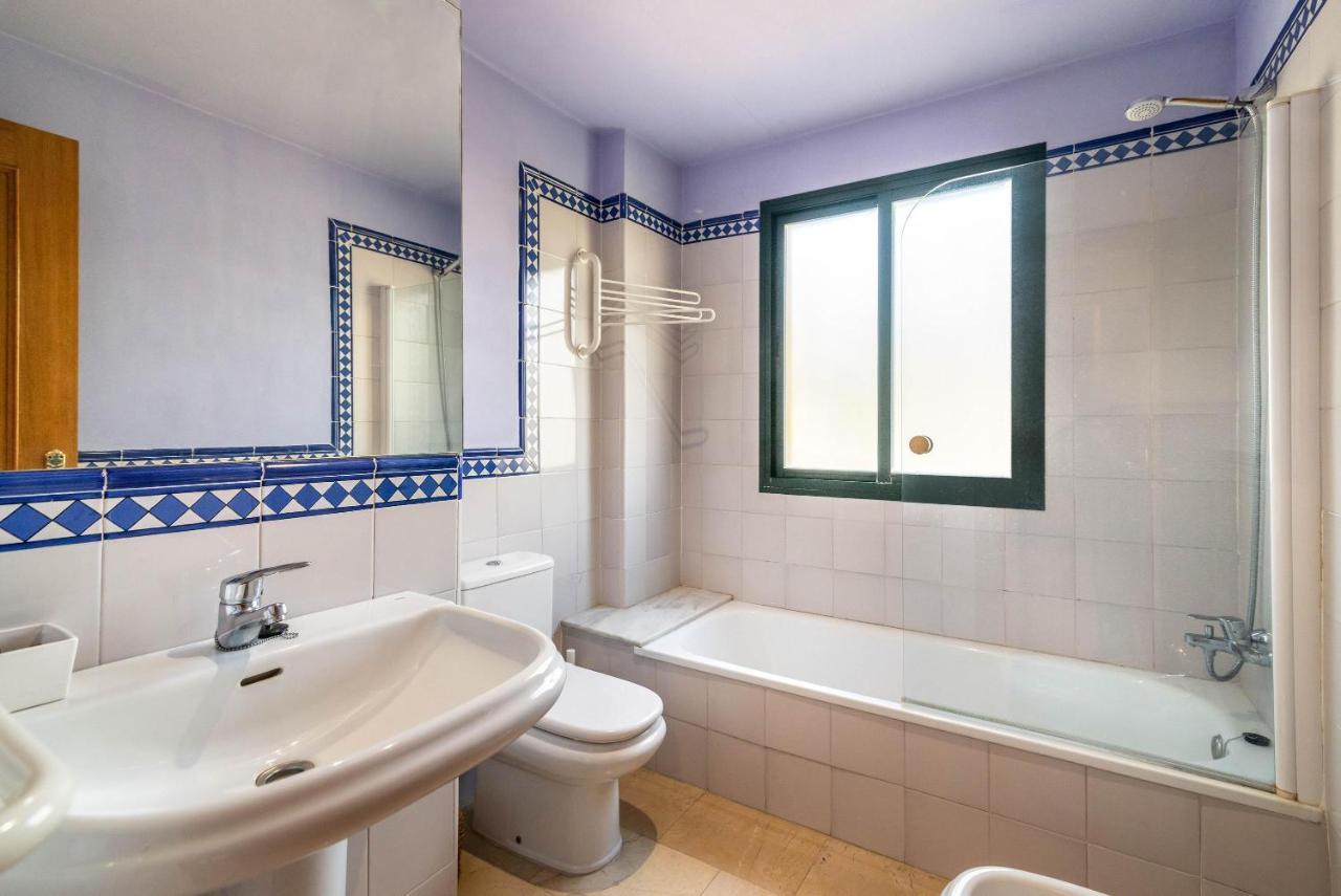 Spacious Apartment In 마르베야 외부 사진