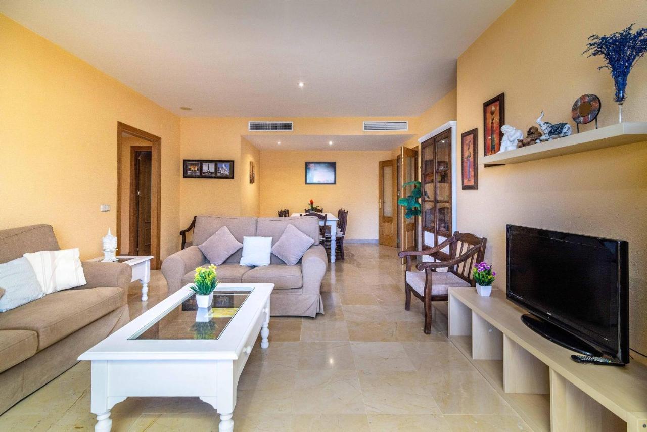 Spacious Apartment In 마르베야 외부 사진
