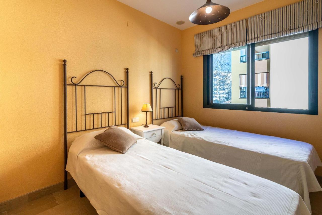 Spacious Apartment In 마르베야 외부 사진
